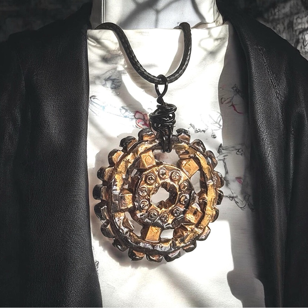 5 For $25💫Meltdown Steampunk Pendant